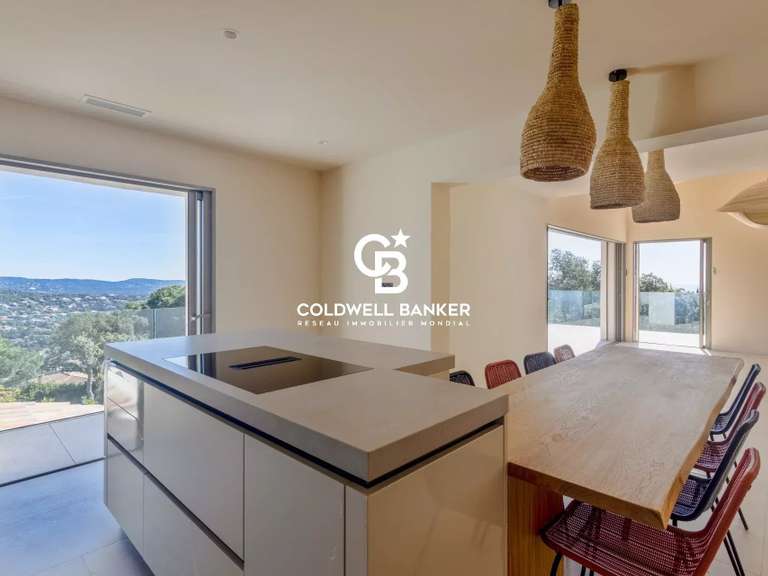 Villa avec Vue sur mer Cavalaire-sur-Mer - 5 chambres - 275m²