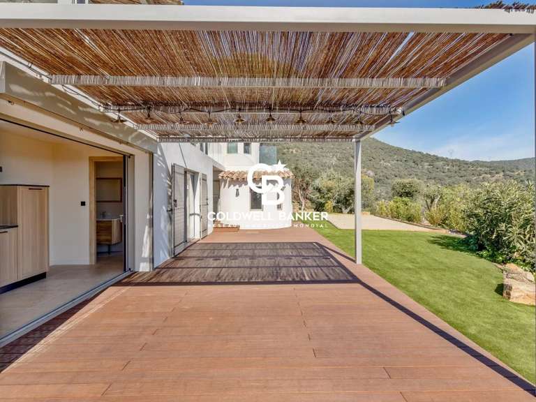 Villa avec Vue sur mer Cavalaire-sur-Mer - 5 chambres - 275m²