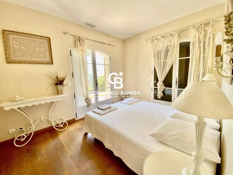 Villa with Sea view Cavalaire-sur-Mer - 8 bedrooms - 400m²
