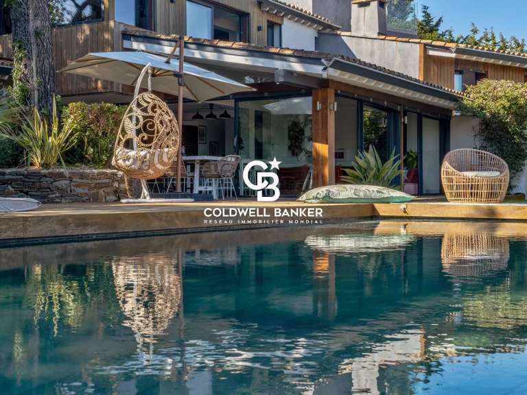 Villa avec Vue sur mer Cavalaire-sur-Mer - 7 chambres - 316m²