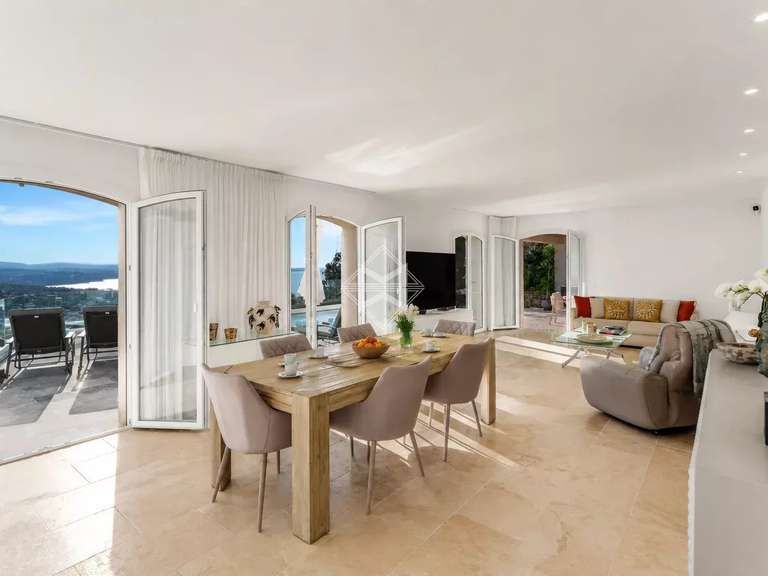 Villa with Sea view Cavalaire-sur-Mer - 4 bedrooms