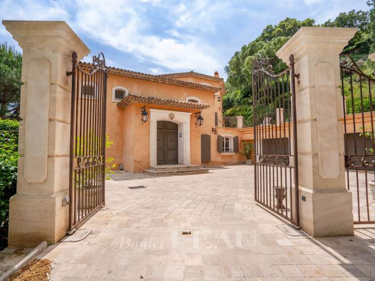 Villa Cavalaire-sur-Mer - 8 chambres - 355m²