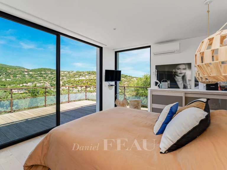 Villa Cavalaire-sur-Mer - 5 chambres - 220m²