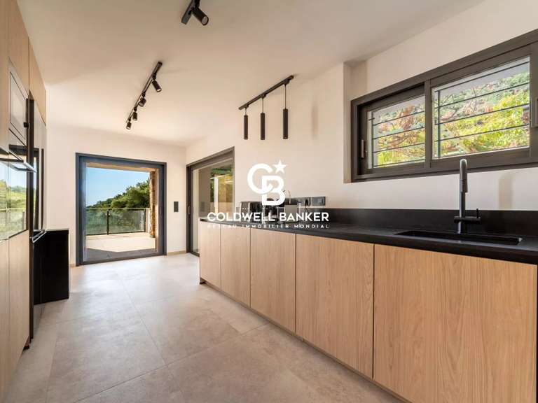Villa avec Vue sur mer Cavalaire-sur-Mer - 5 chambres - 222m²