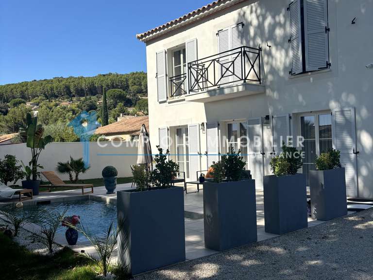 Maison Caveirac - 3 chambres - 140m²
