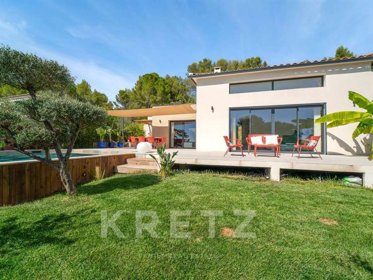 Maison Caveirac - 4 chambres - 160m²