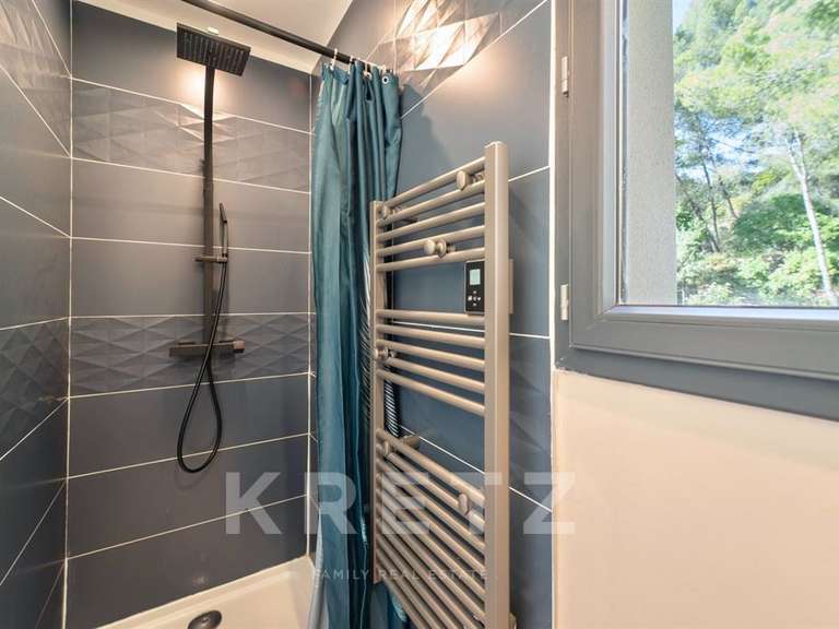 Maison Caveirac - 4 chambres - 160m²