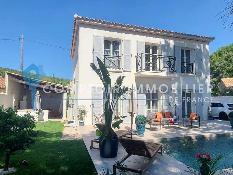 Villa Caveirac - 3 chambres - 140m²