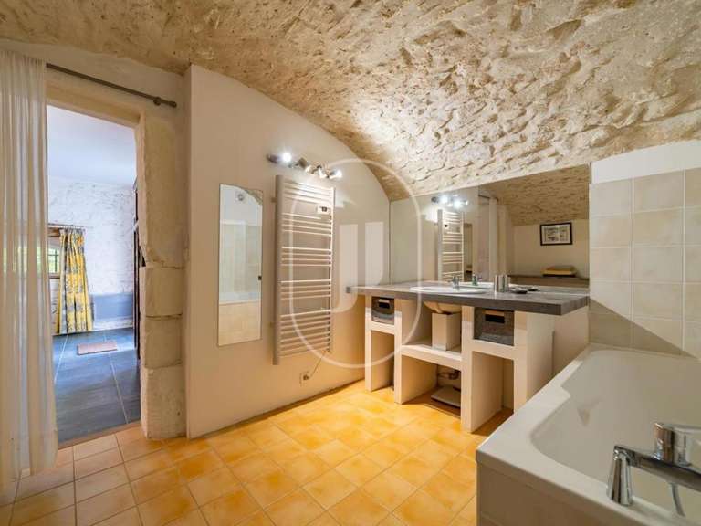 Maison Cavillargues - 7 chambres - 360m²