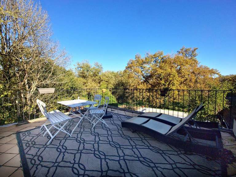 Maison Caylus - 6 chambres - 230m²