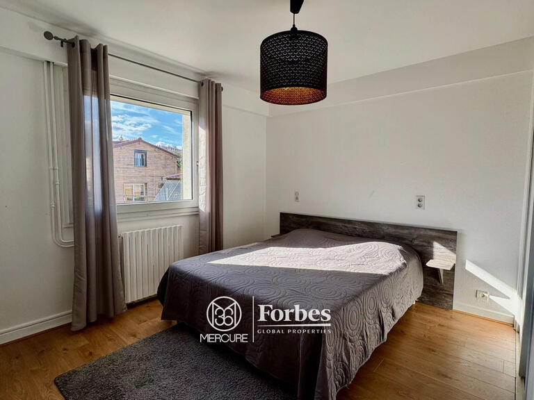 House Cébazat - 4 bedrooms - 208m²