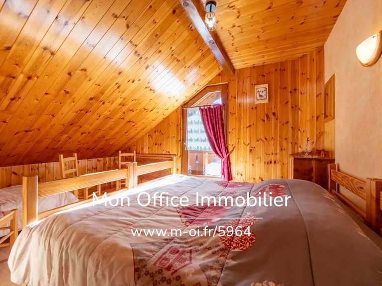 House Ceillac - 6 bedrooms - 122m²