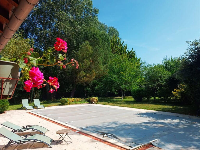 Maison Cellettes - 5 chambres - 270m²