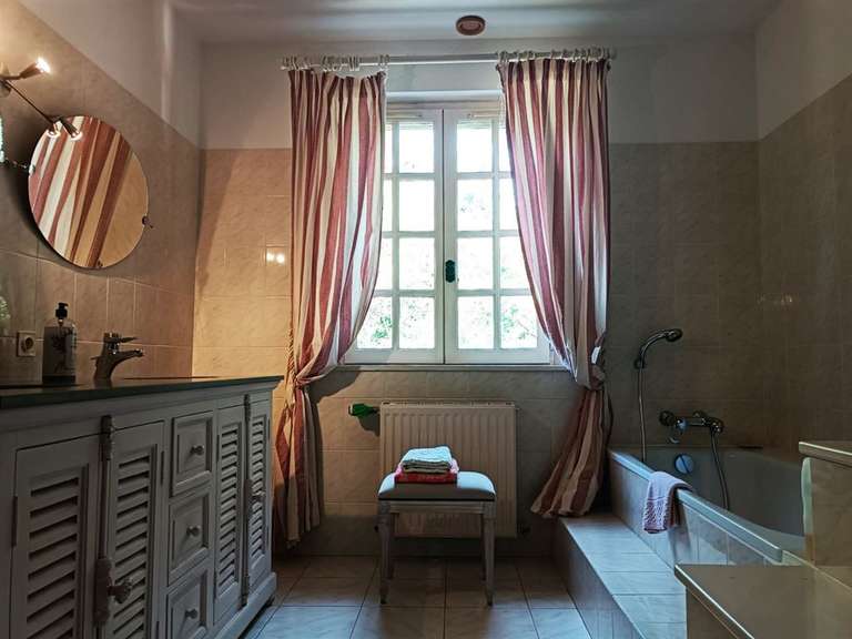 Maison Cellettes - 5 chambres - 340m²