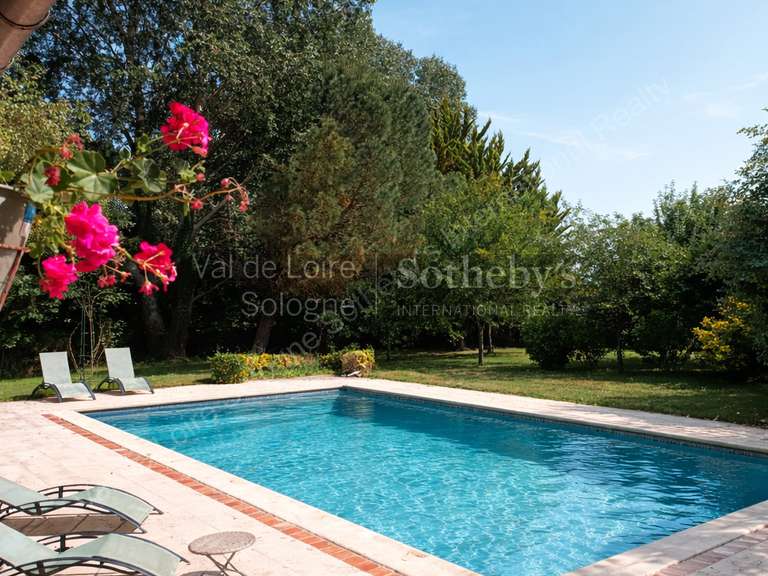 Maison Cellettes - 5 chambres - 340m²