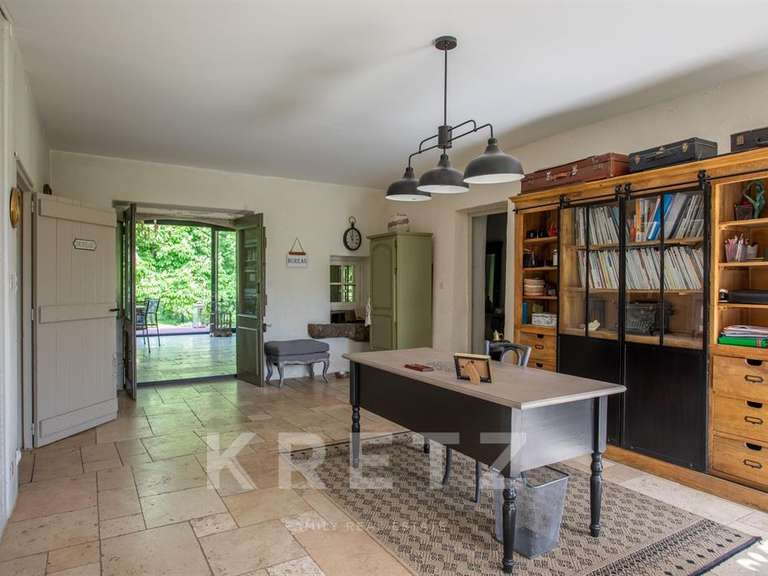 House Cellieu - 5 bedrooms - 315m²