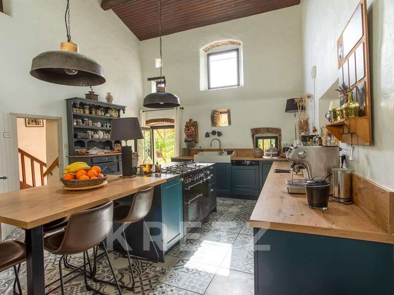 House Cellieu - 5 bedrooms - 315m²