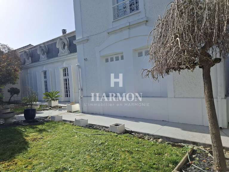 Maison Cenon - 295m²