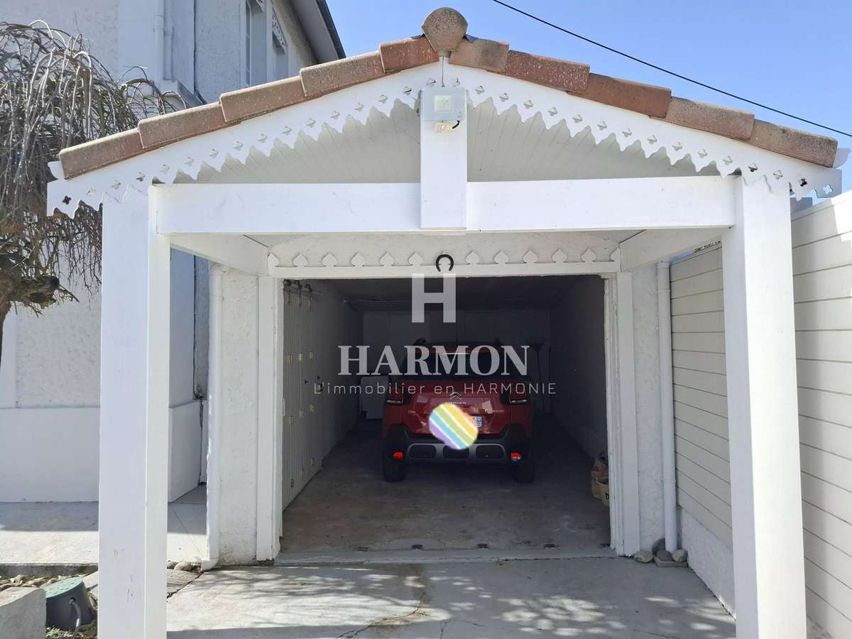 Maison Cenon