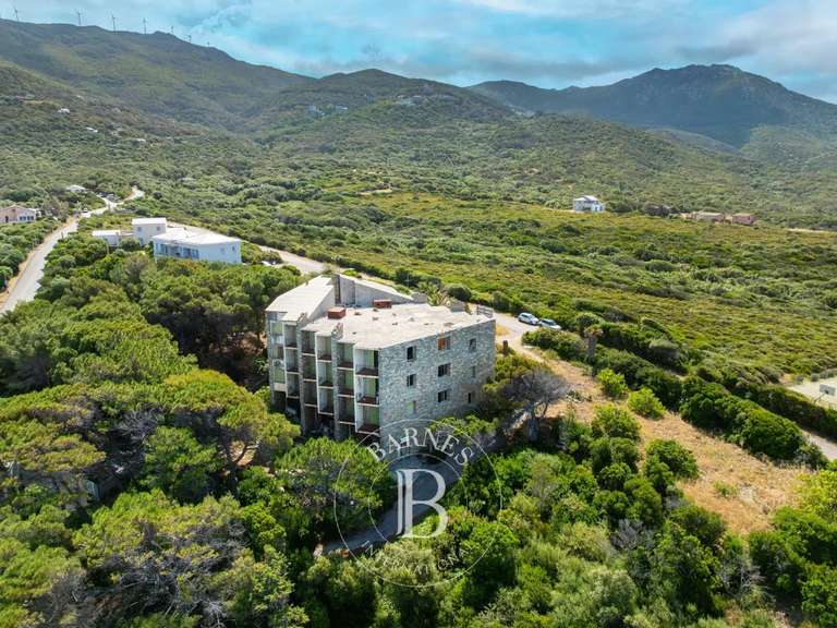 Propriété Centuri - 30 chambres - 1600m²