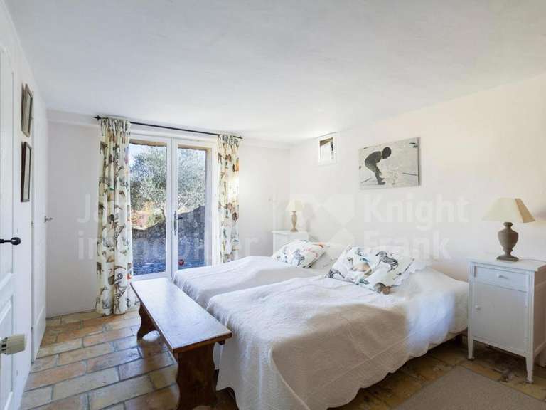 Maison Céreste - 6 chambres - 242m²