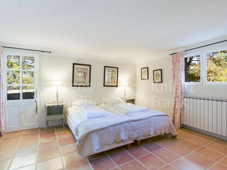 Maison Céreste - 6 chambres - 242m²