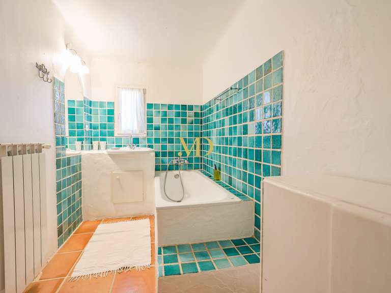 Maison Céreste - 5 chambres - 250m²