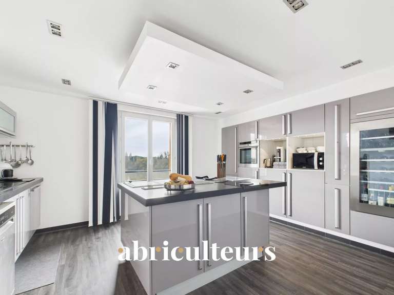 Appartement Cergy - 2 chambres - 182m²