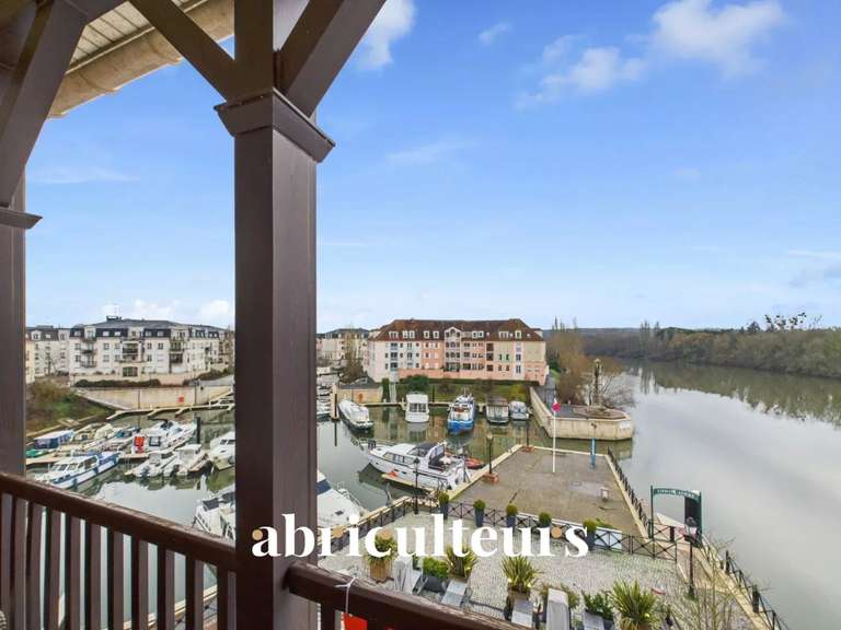 Appartement Cergy - 2 chambres - 182m²