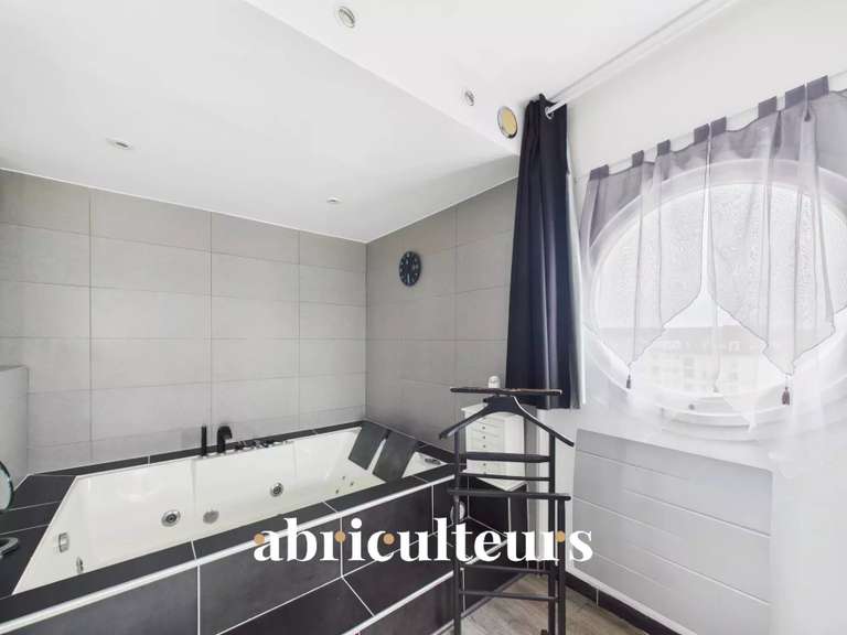 Appartement Cergy - 2 chambres - 182m²