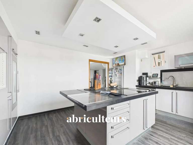 Apartment Cergy - 2 bedrooms - 162m²