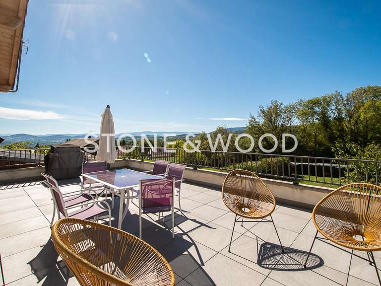 House Cernex - 6 bedrooms - 261m²