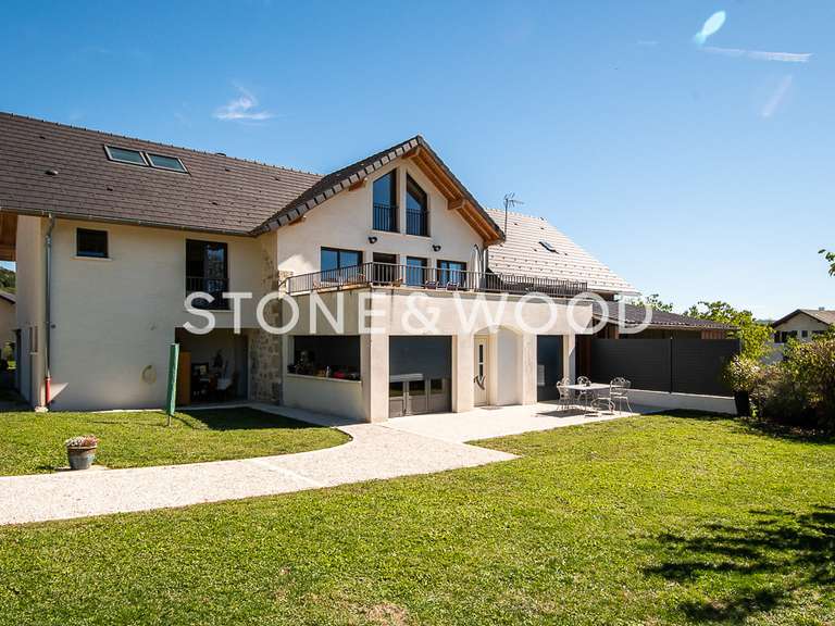 House Cernex - 6 bedrooms - 261m²