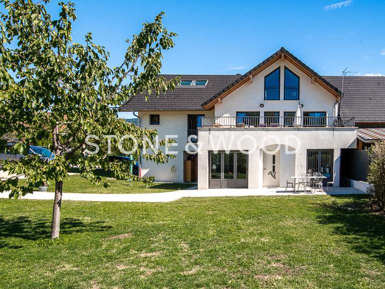 House Cernex - 6 bedrooms - 261m²