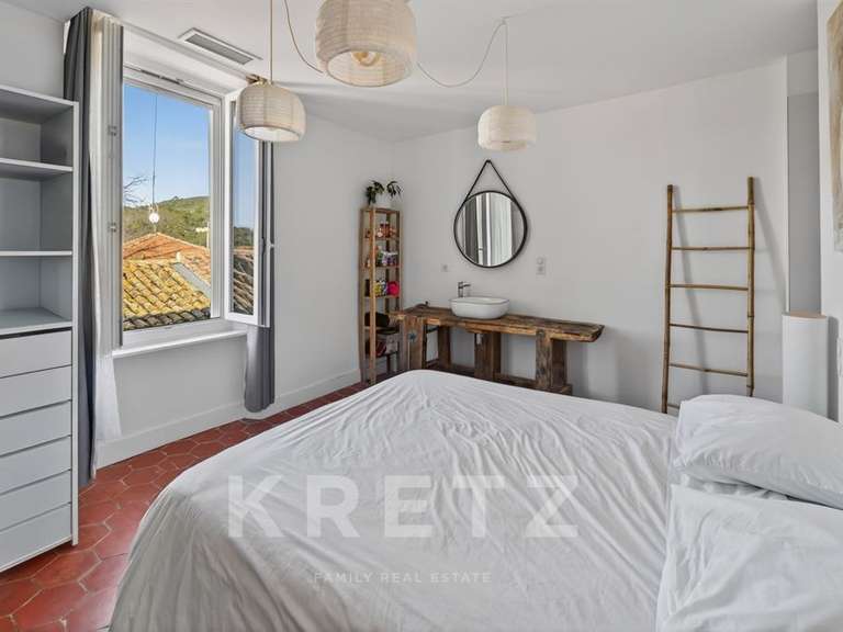 House Cesseras - 6 bedrooms - 290m²