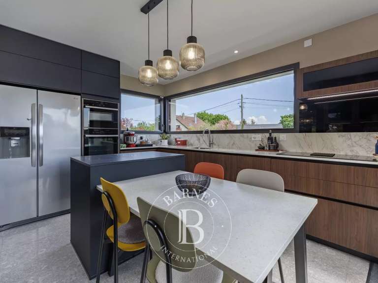 House Cessy - 5 bedrooms - 202m²