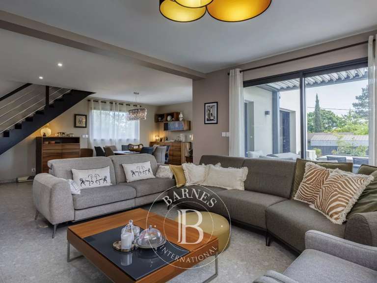 House Cessy - 5 bedrooms - 202m²
