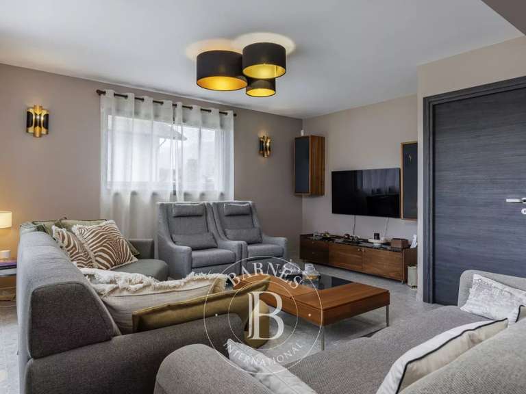 House Cessy - 5 bedrooms - 202m²