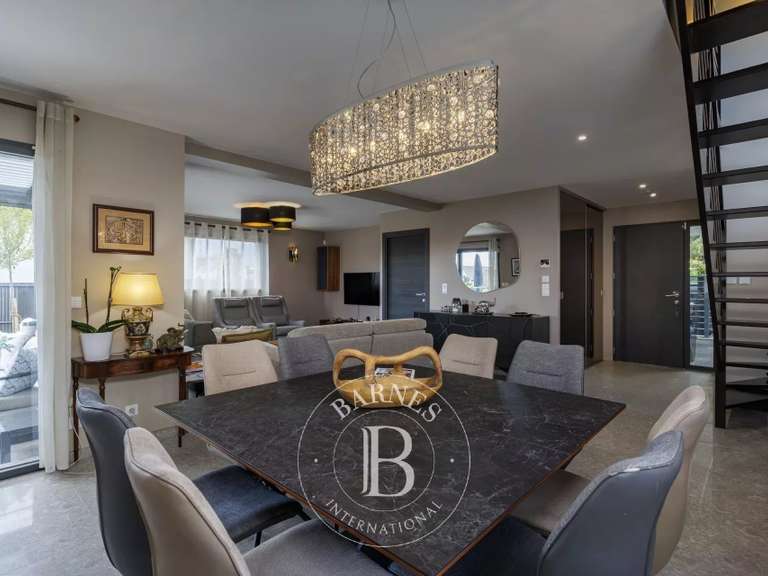 House Cessy - 5 bedrooms - 202m²