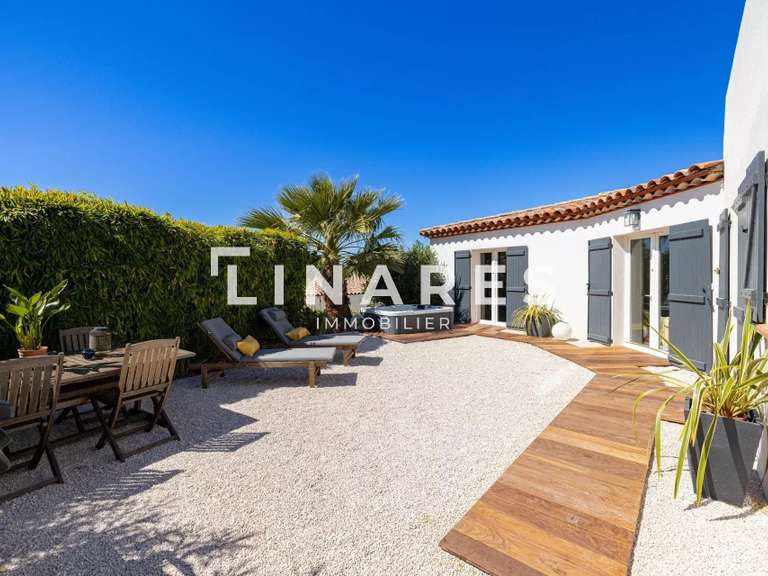 Maison Ceyreste - 4 chambres - 172m²