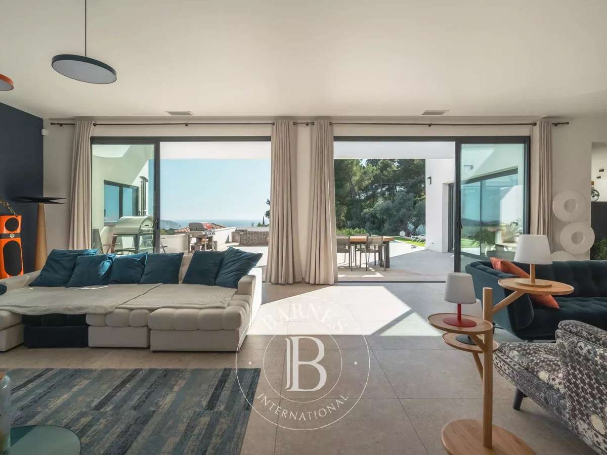 Property Ceyreste