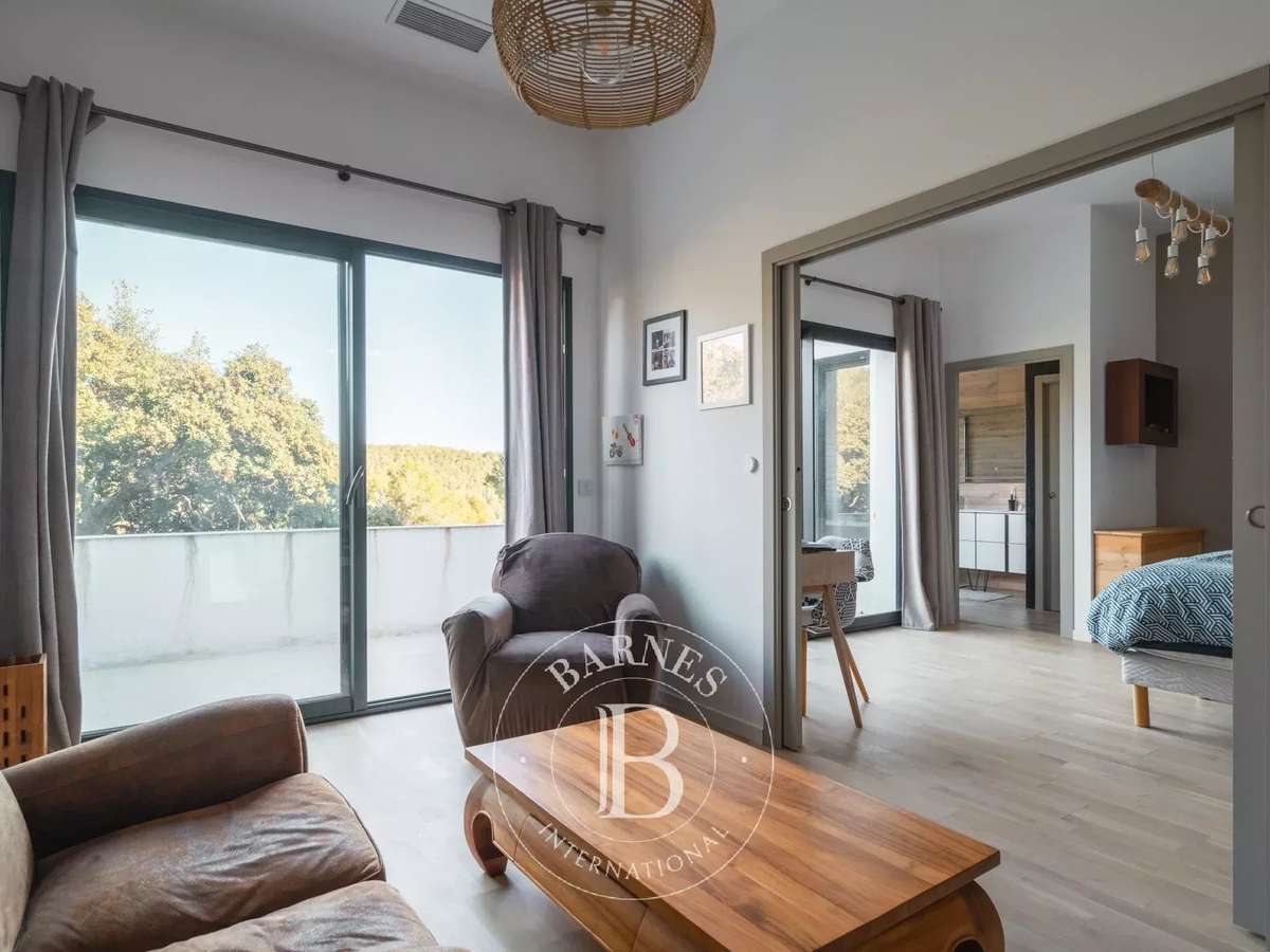 Property Ceyreste