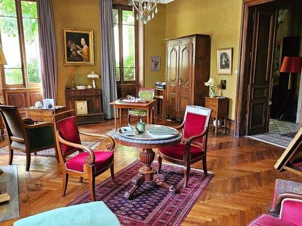 Maison Chabeuil - 483m²