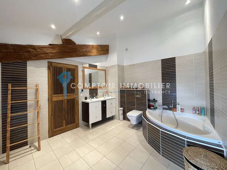 Maison Chabeuil - 4 chambres - 590m²