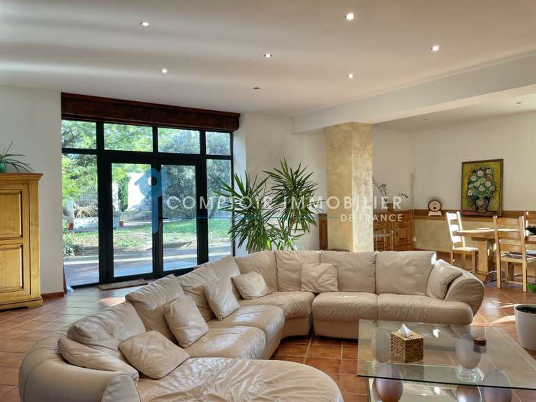 Maison Chabeuil - 4 chambres - 590m²