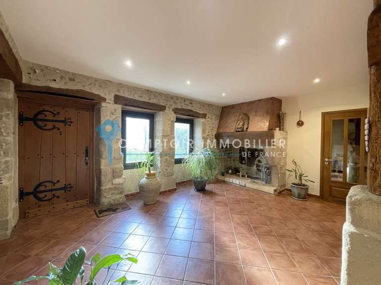 Maison Chabeuil - 4 chambres - 590m²