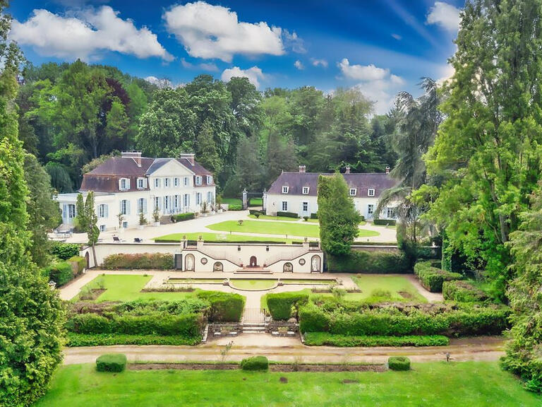 Castle Chablis - 759m²