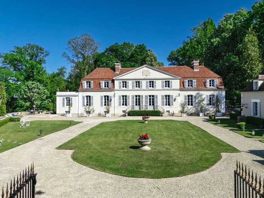 Castle Chablis