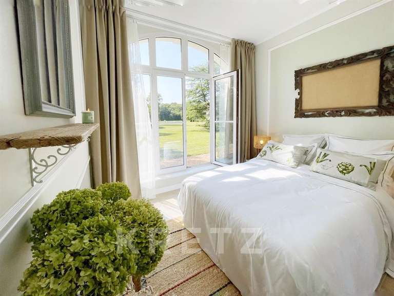 Château Chabris - 14 chambres - 936m²