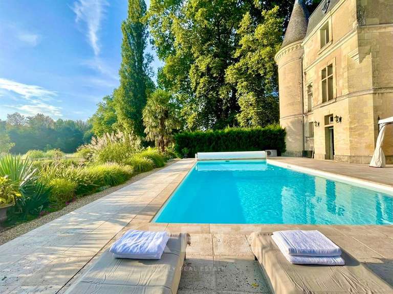 Château Chabris - 11 chambres - 936m²
